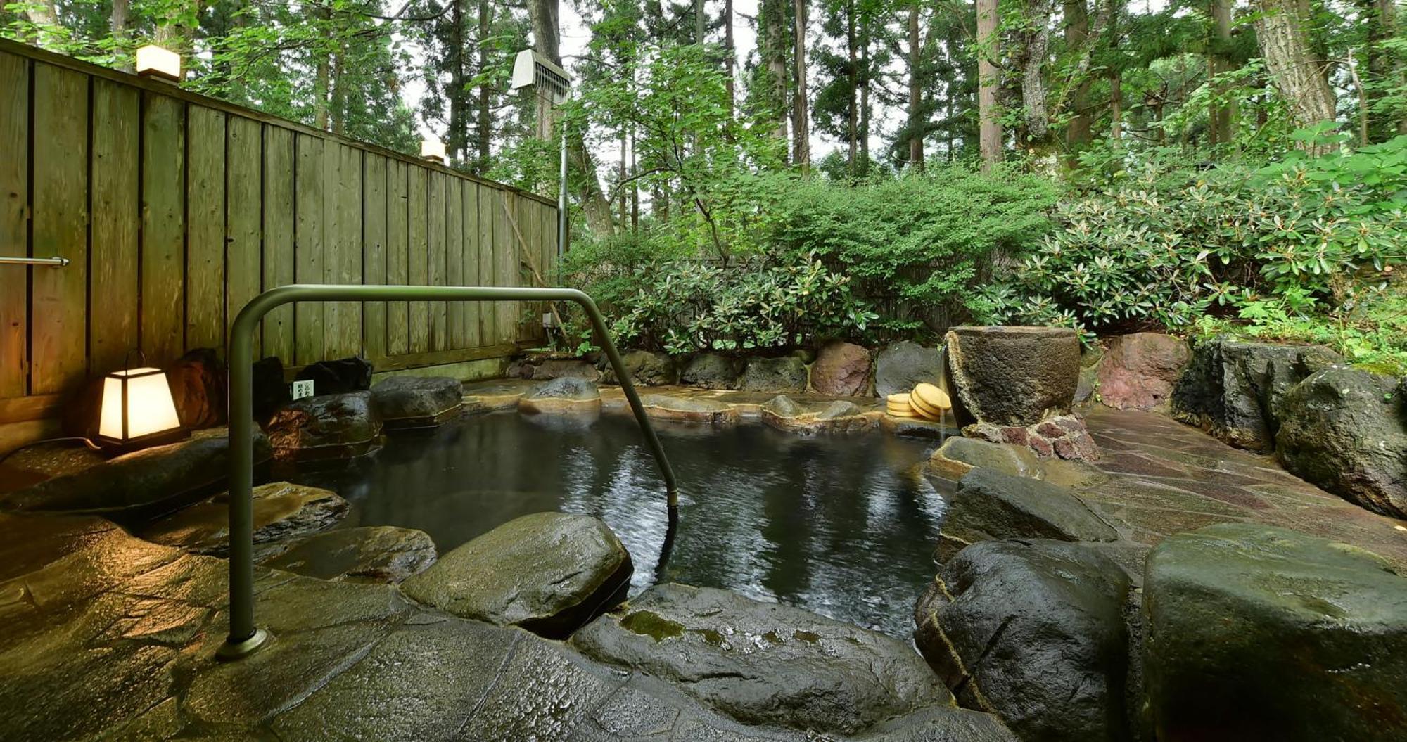 Kotobuki Hotel Yamanouchi  Exterior photo